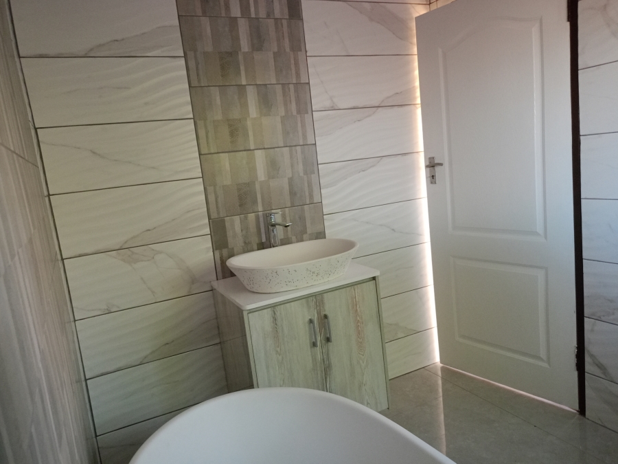 3 Bedroom Property for Sale in Sonland Park Gauteng