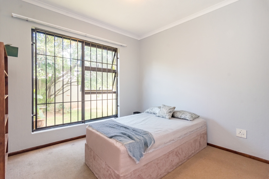 3 Bedroom Property for Sale in Magaliessig Gauteng