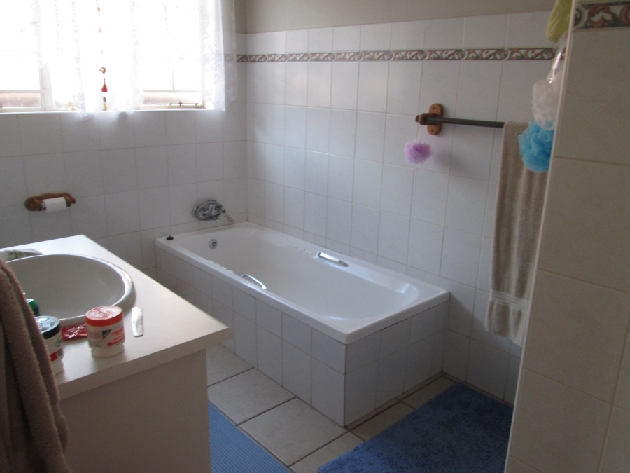 3 Bedroom Property for Sale in Moreleta Park Gauteng