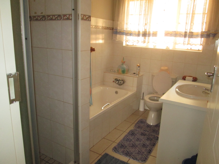 3 Bedroom Property for Sale in Moreleta Park Gauteng