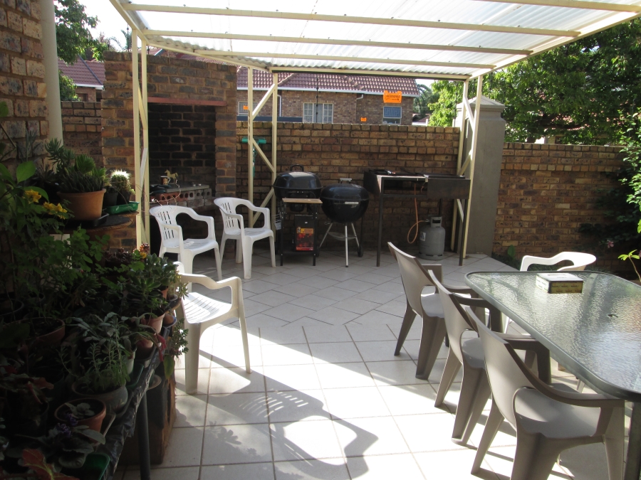 3 Bedroom Property for Sale in Moreleta Park Gauteng