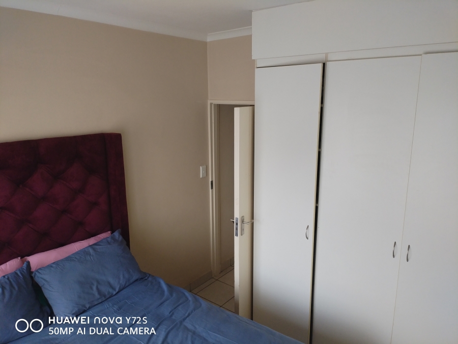 2 Bedroom Property for Sale in Kosmosdal Gauteng