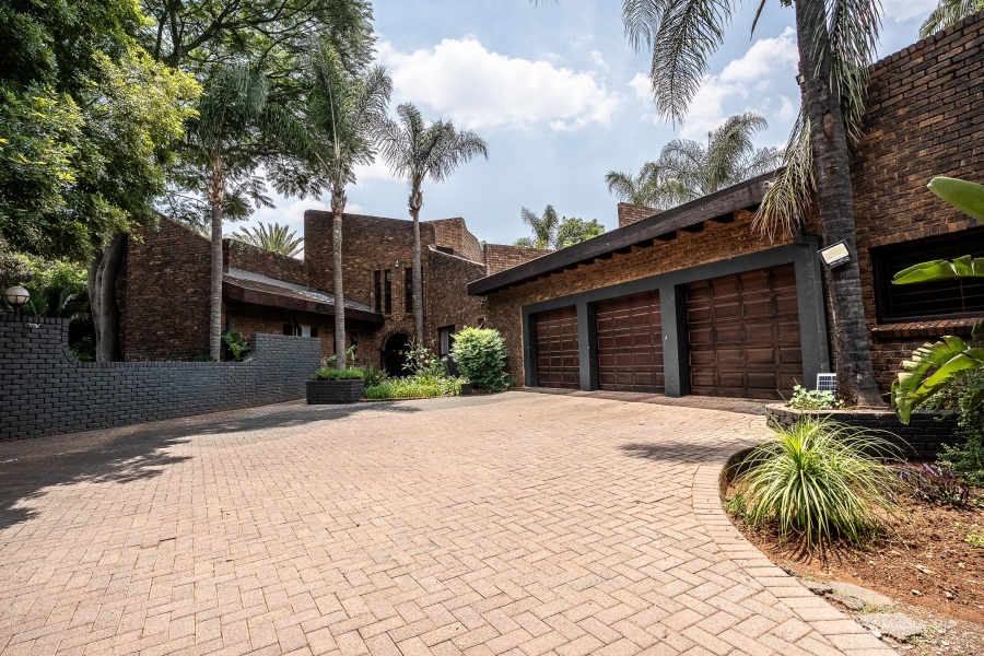 To Let 5 Bedroom Property for Rent in Raslouw A H Gauteng