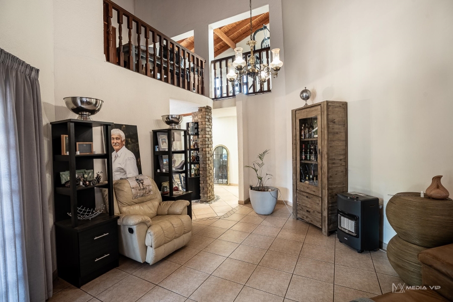 To Let 5 Bedroom Property for Rent in Raslouw A H Gauteng