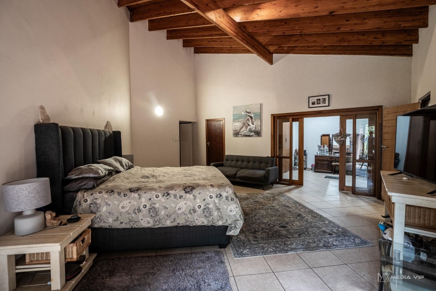 To Let 5 Bedroom Property for Rent in Raslouw A H Gauteng