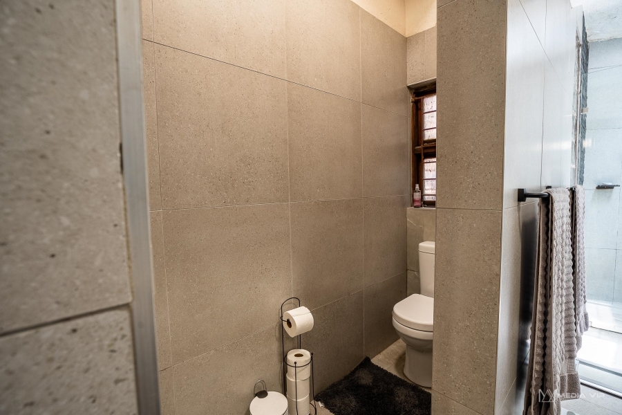 To Let 5 Bedroom Property for Rent in Raslouw A H Gauteng