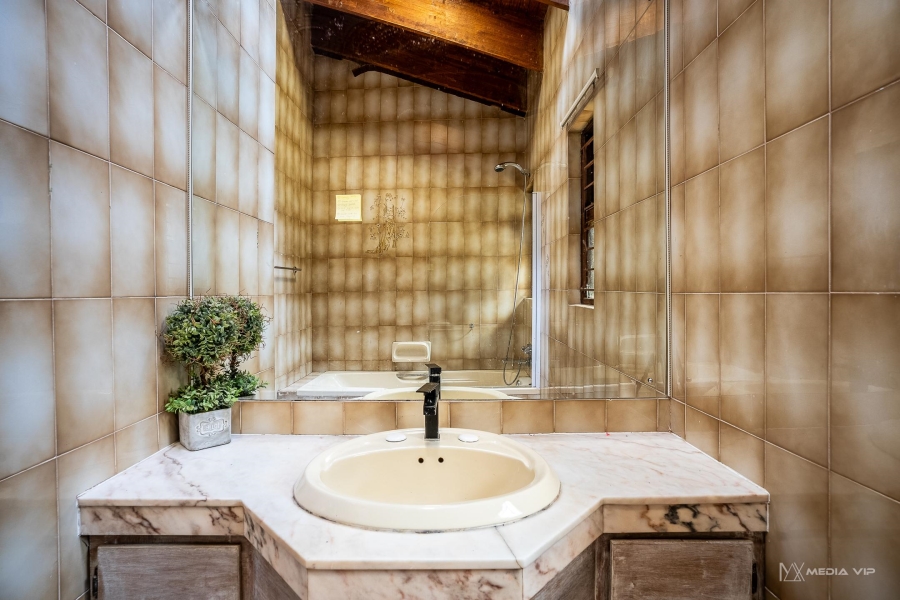 To Let 5 Bedroom Property for Rent in Raslouw A H Gauteng