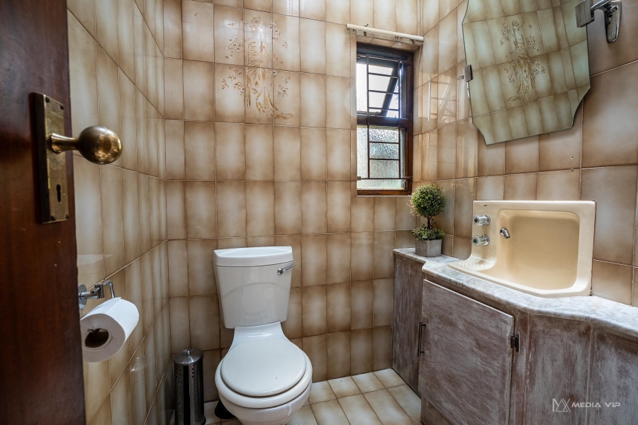 To Let 5 Bedroom Property for Rent in Raslouw A H Gauteng