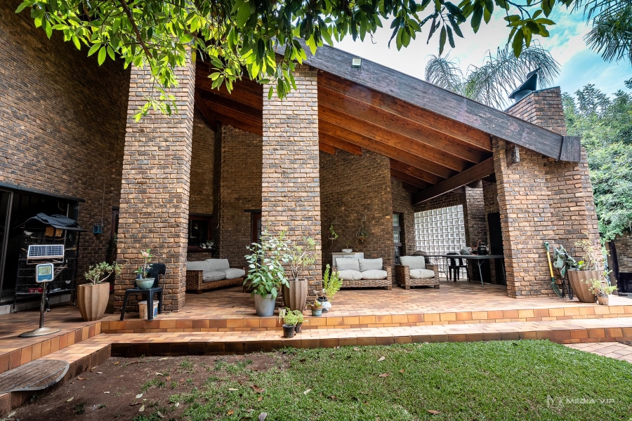 To Let 5 Bedroom Property for Rent in Raslouw A H Gauteng