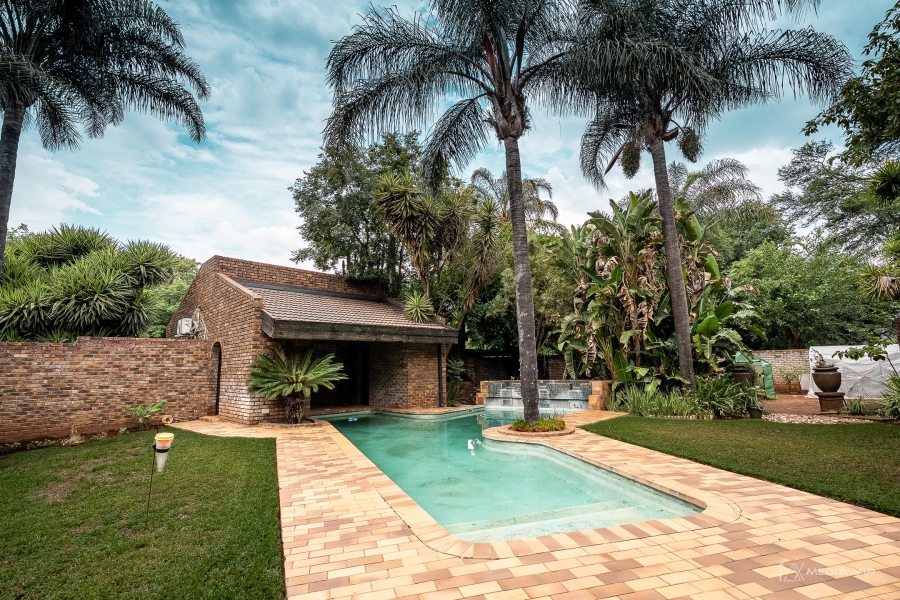 To Let 5 Bedroom Property for Rent in Raslouw A H Gauteng