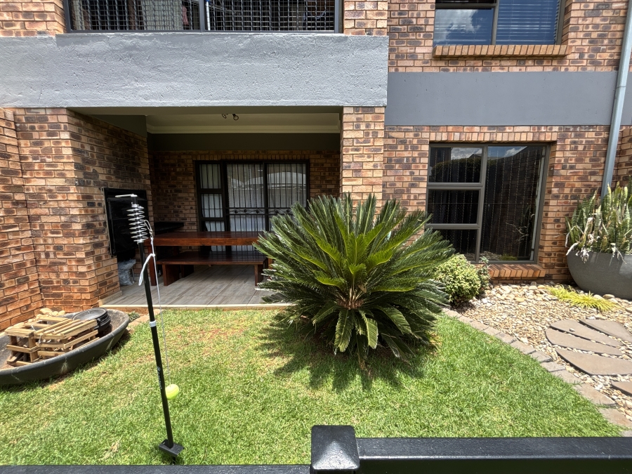2 Bedroom Property for Sale in Ravenswood Gauteng