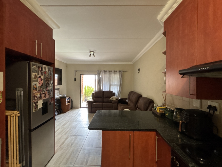 2 Bedroom Property for Sale in Ravenswood Gauteng