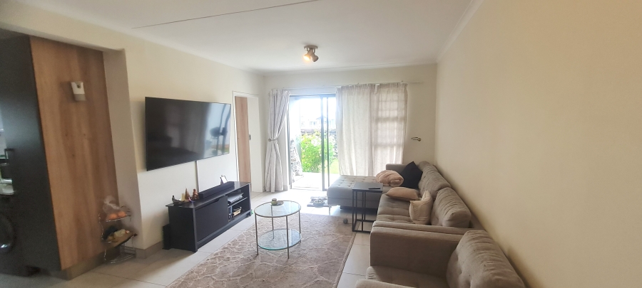 To Let 3 Bedroom Property for Rent in Modderfontein Gauteng