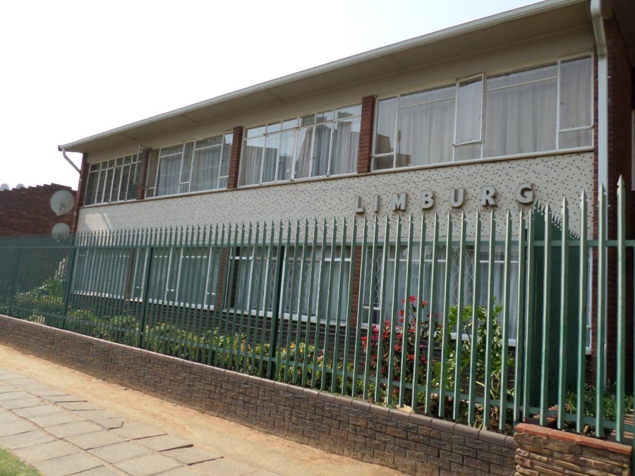 2 Bedroom Property for Sale in Benoni Central Gauteng