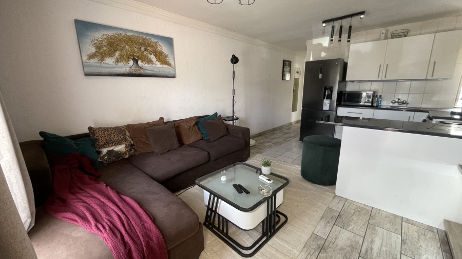 1 Bedroom Property for Sale in Lyndhurst Gauteng