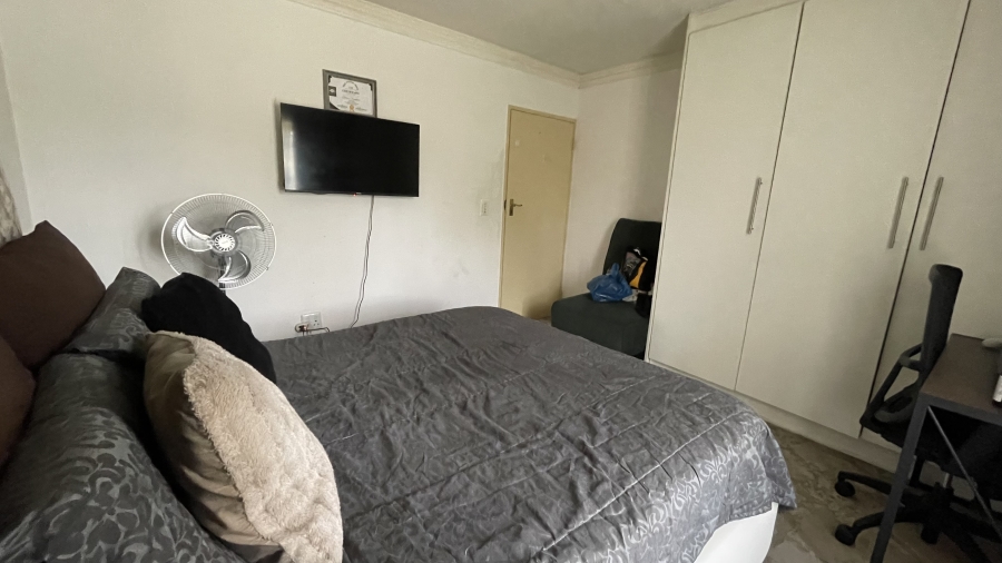 1 Bedroom Property for Sale in Lyndhurst Gauteng