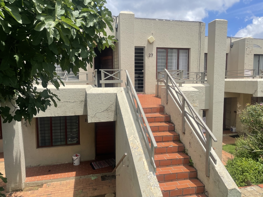 1 Bedroom Property for Sale in Lyndhurst Gauteng