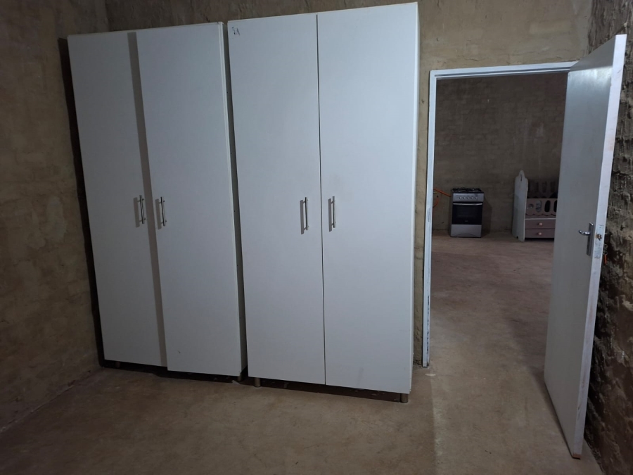 To Let 2 Bedroom Property for Rent in Leeuwfontein Gauteng