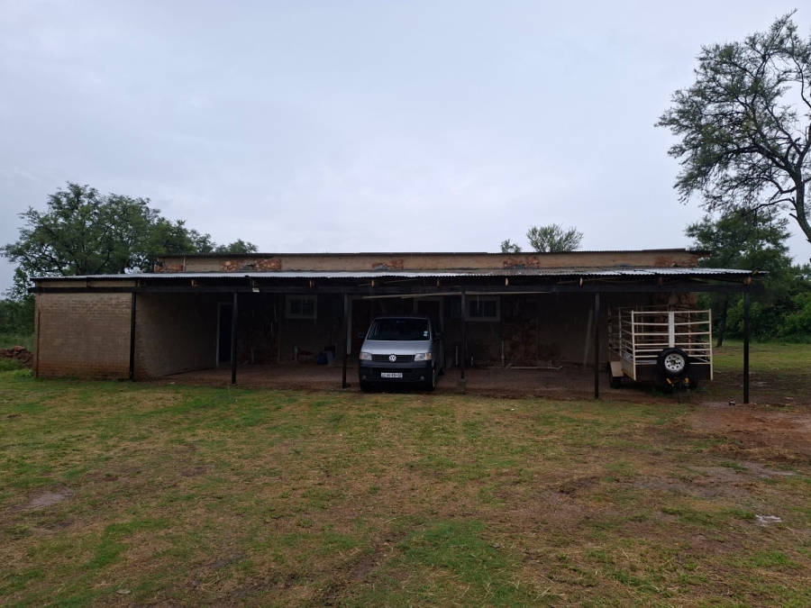 To Let 2 Bedroom Property for Rent in Leeuwfontein Gauteng