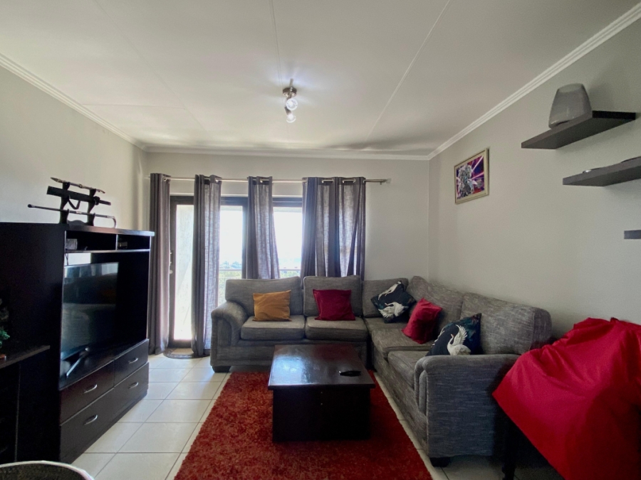 To Let 2 Bedroom Property for Rent in Greenstone Hill Gauteng