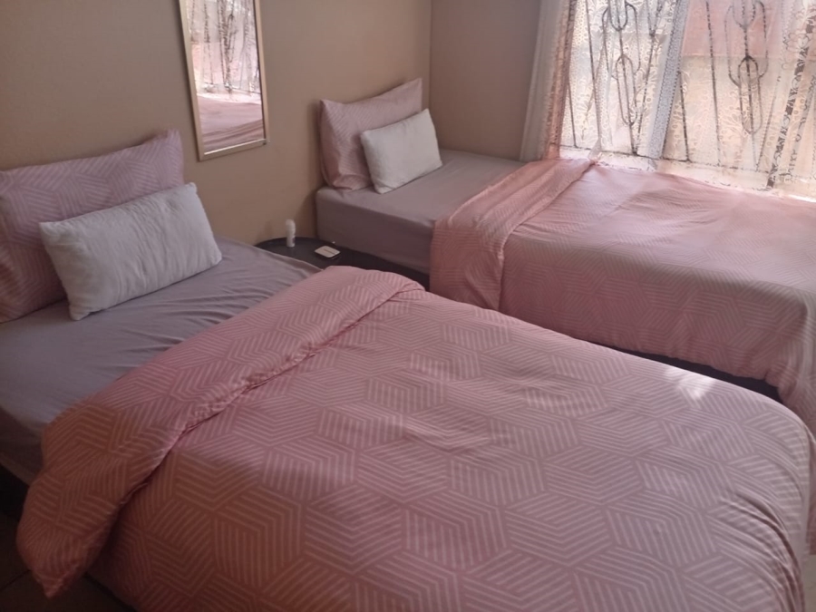 To Let 2 Bedroom Property for Rent in Allandale Gauteng