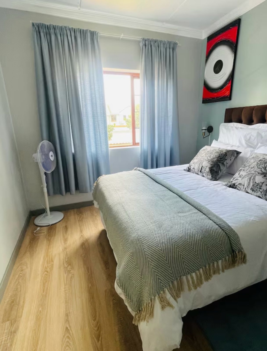 1 Bedroom Property for Sale in Blue Hills Gauteng