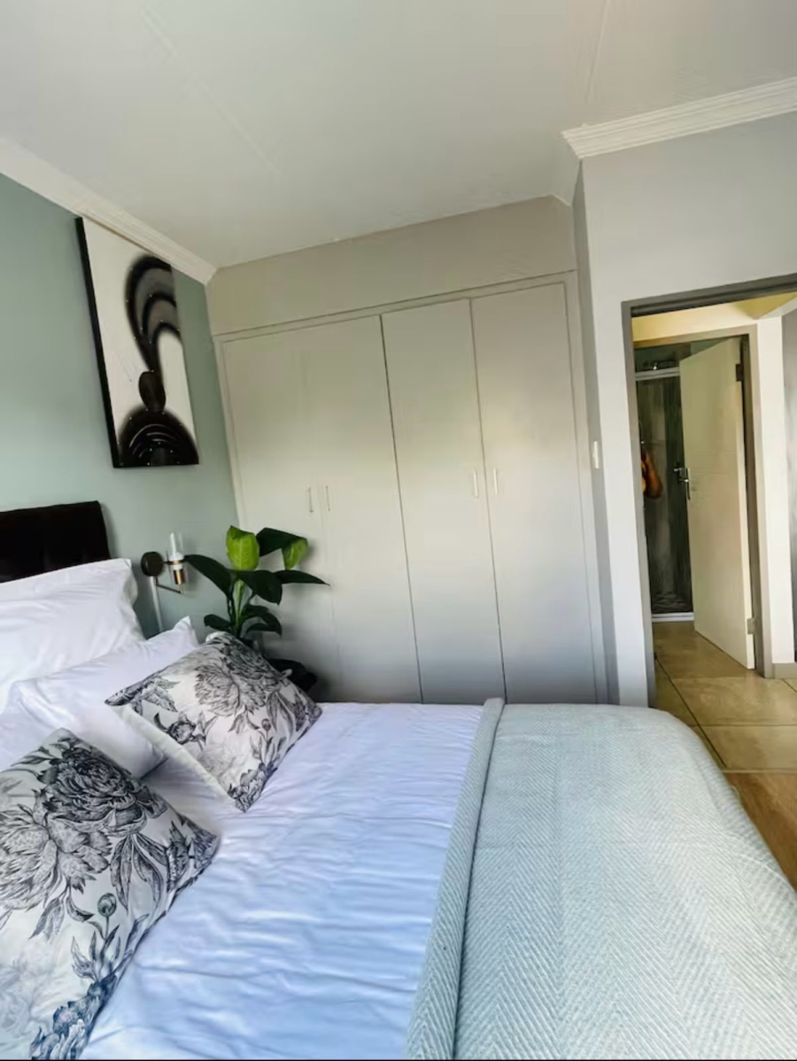 1 Bedroom Property for Sale in Blue Hills Gauteng