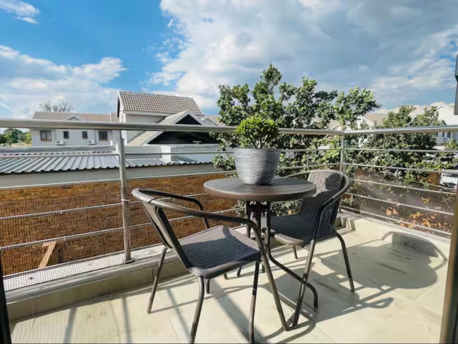 1 Bedroom Property for Sale in Blue Hills Gauteng