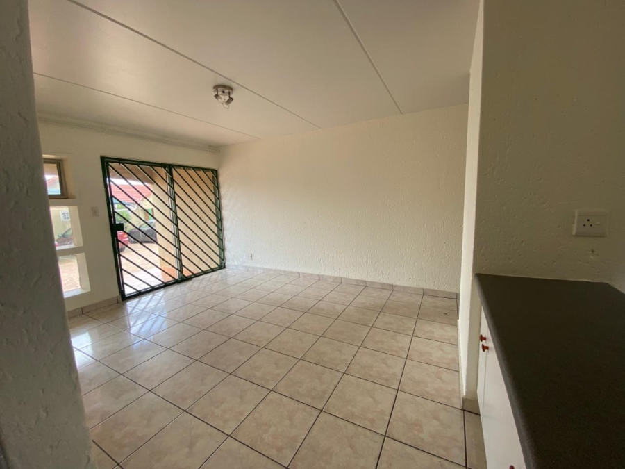 2 Bedroom Property for Sale in Winchester Hills Gauteng