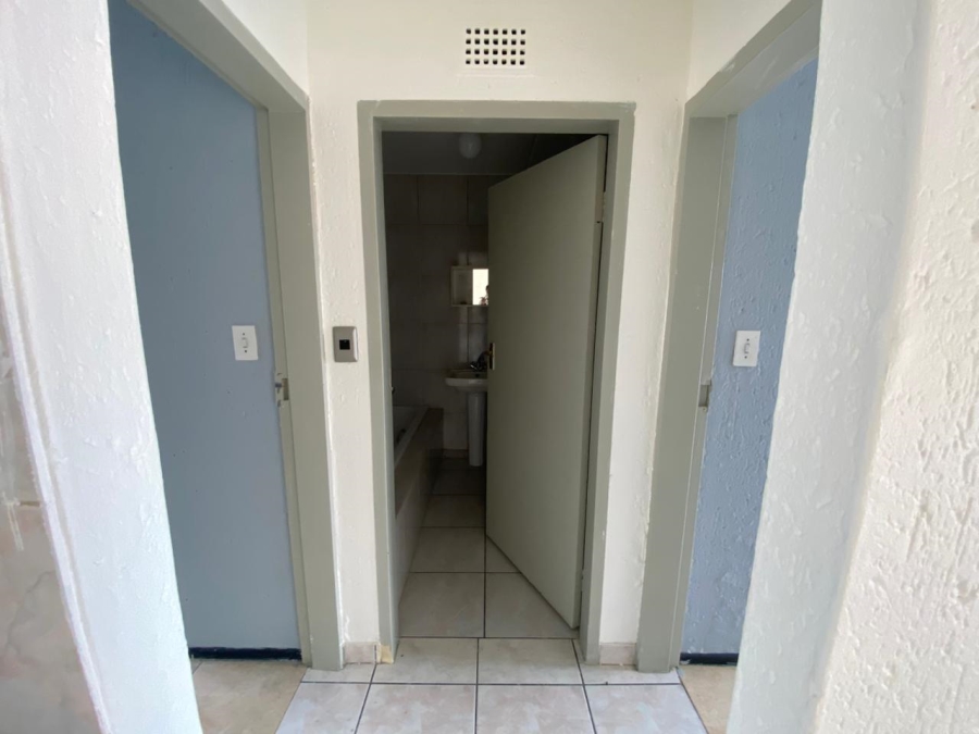 2 Bedroom Property for Sale in Winchester Hills Gauteng