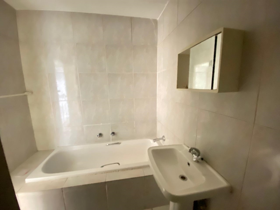 2 Bedroom Property for Sale in Winchester Hills Gauteng