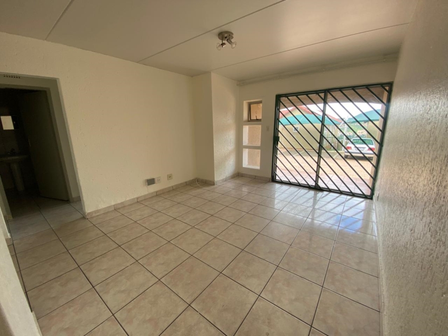 2 Bedroom Property for Sale in Winchester Hills Gauteng