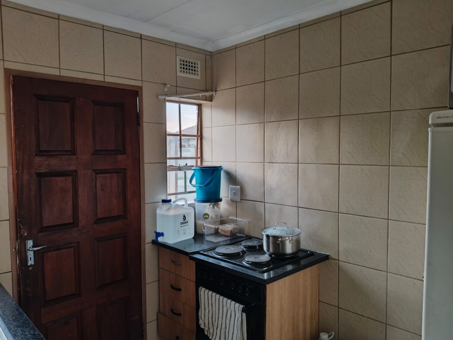 3 Bedroom Property for Sale in Clayville Gauteng