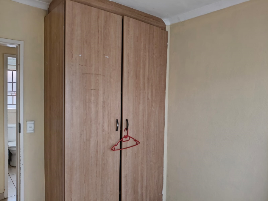 3 Bedroom Property for Sale in Clayville Gauteng