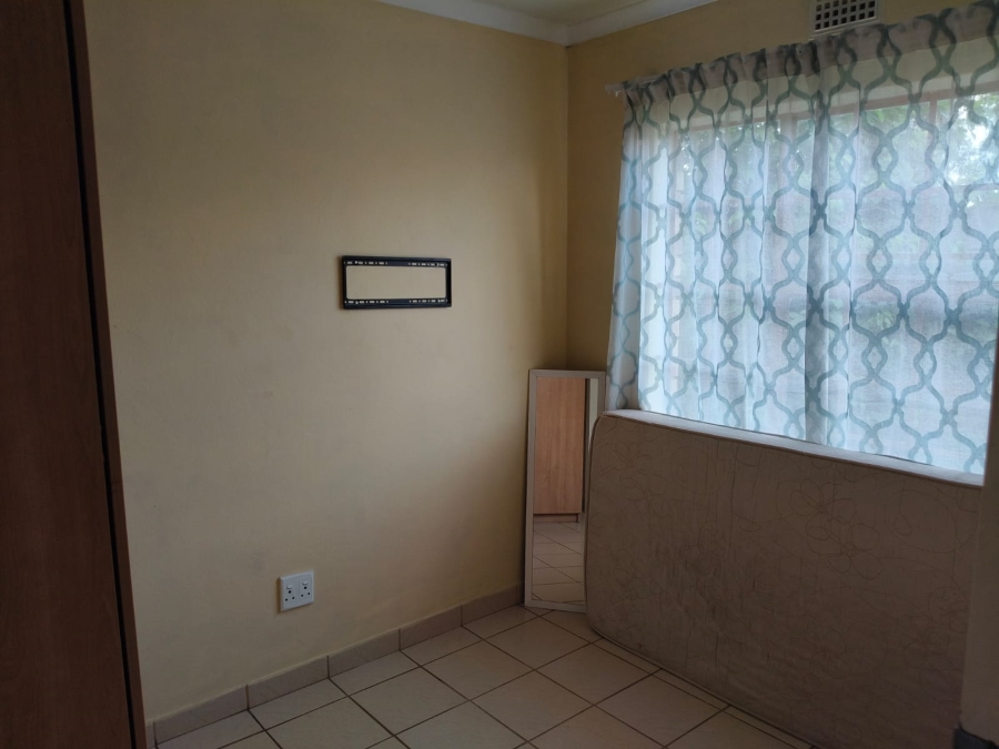 3 Bedroom Property for Sale in Clayville Gauteng