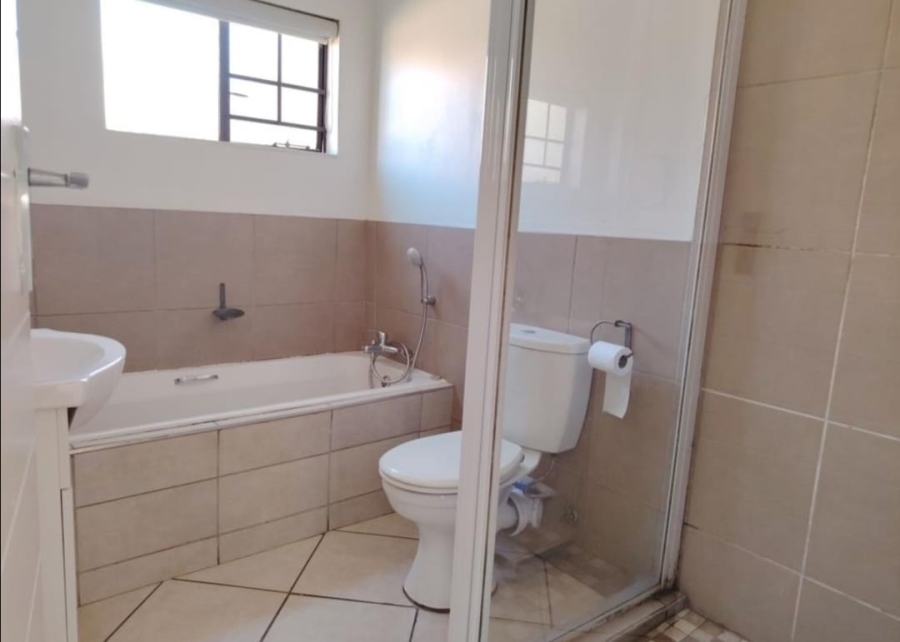 To Let 2 Bedroom Property for Rent in Sagewood Gauteng