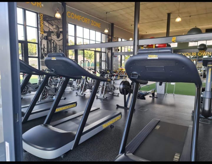 To Let 3 Bedroom Property for Rent in Waterfall Gauteng