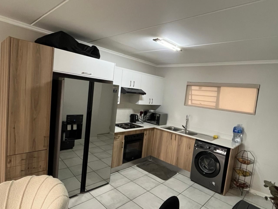 To Let 2 Bedroom Property for Rent in Witfield Gauteng