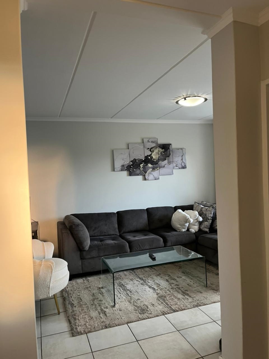 To Let 2 Bedroom Property for Rent in Witfield Gauteng