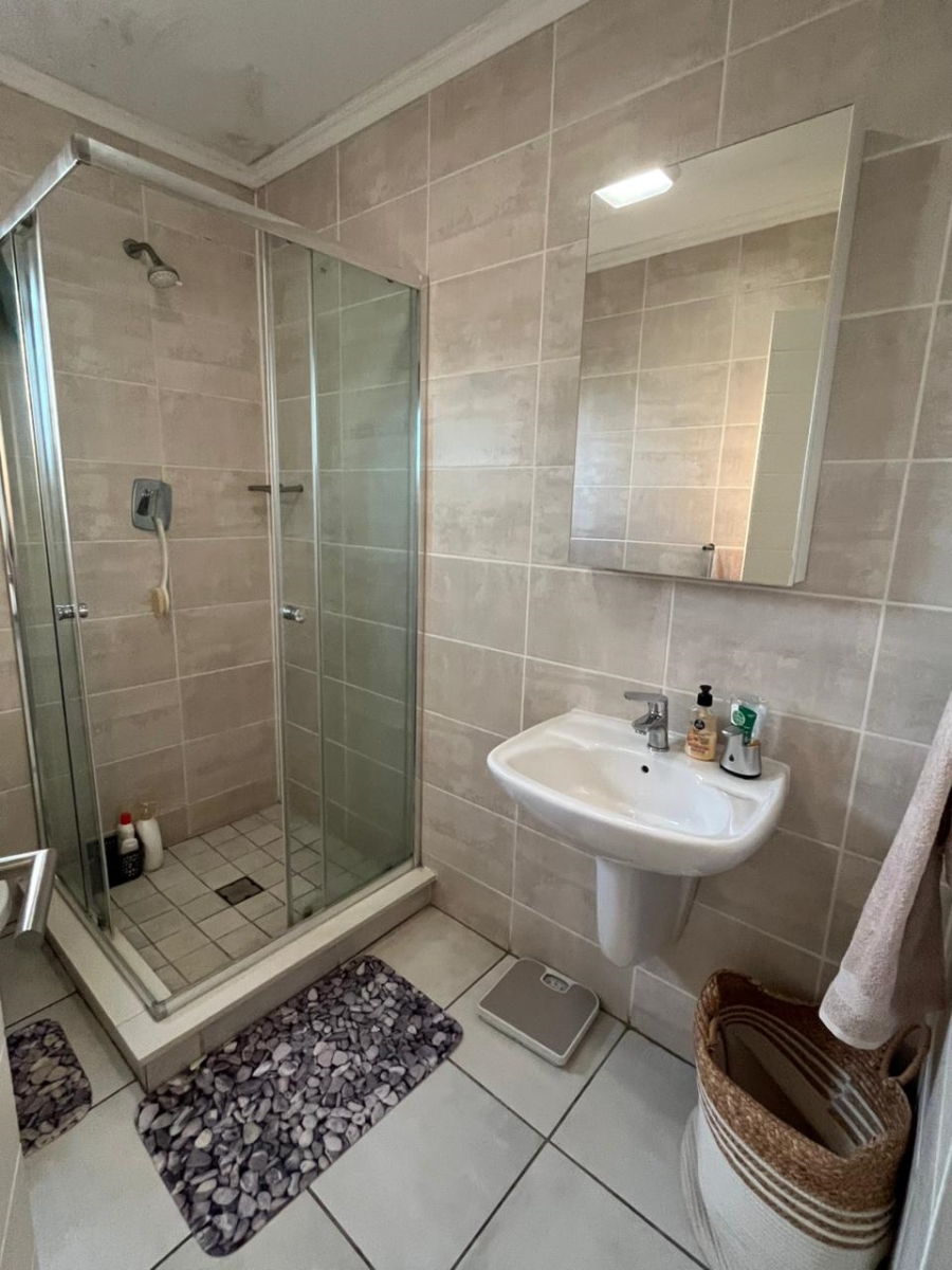 To Let 2 Bedroom Property for Rent in Witfield Gauteng