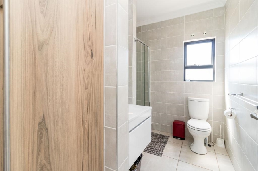 To Let 1 Bedroom Property for Rent in Blyde Riverwalk Estate Gauteng