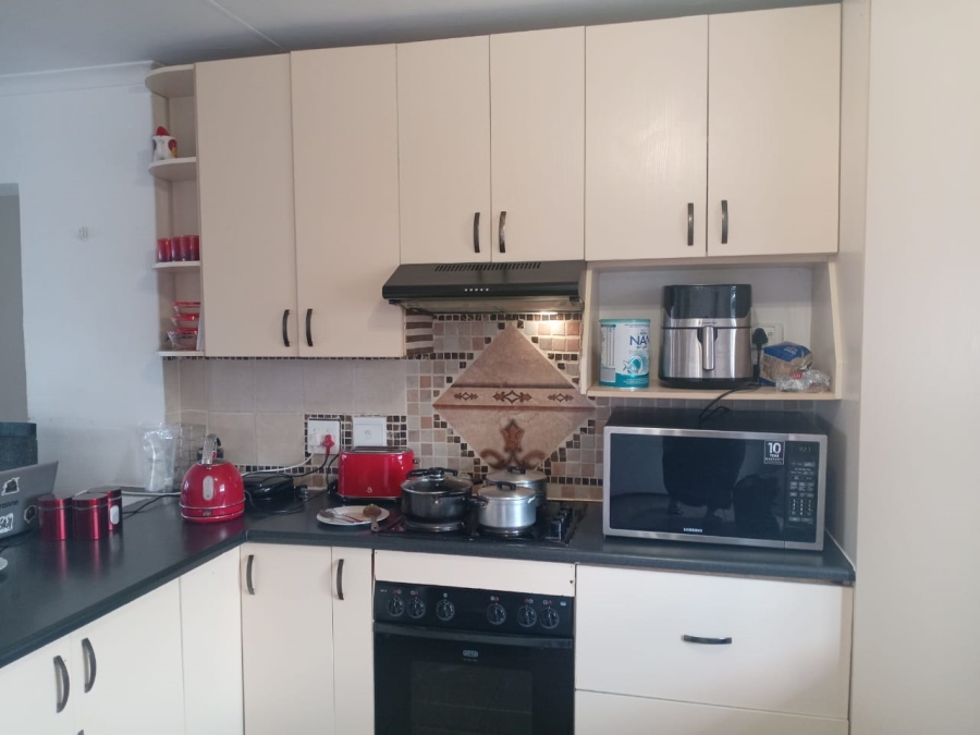 To Let 2 Bedroom Property for Rent in Carlswald Gauteng