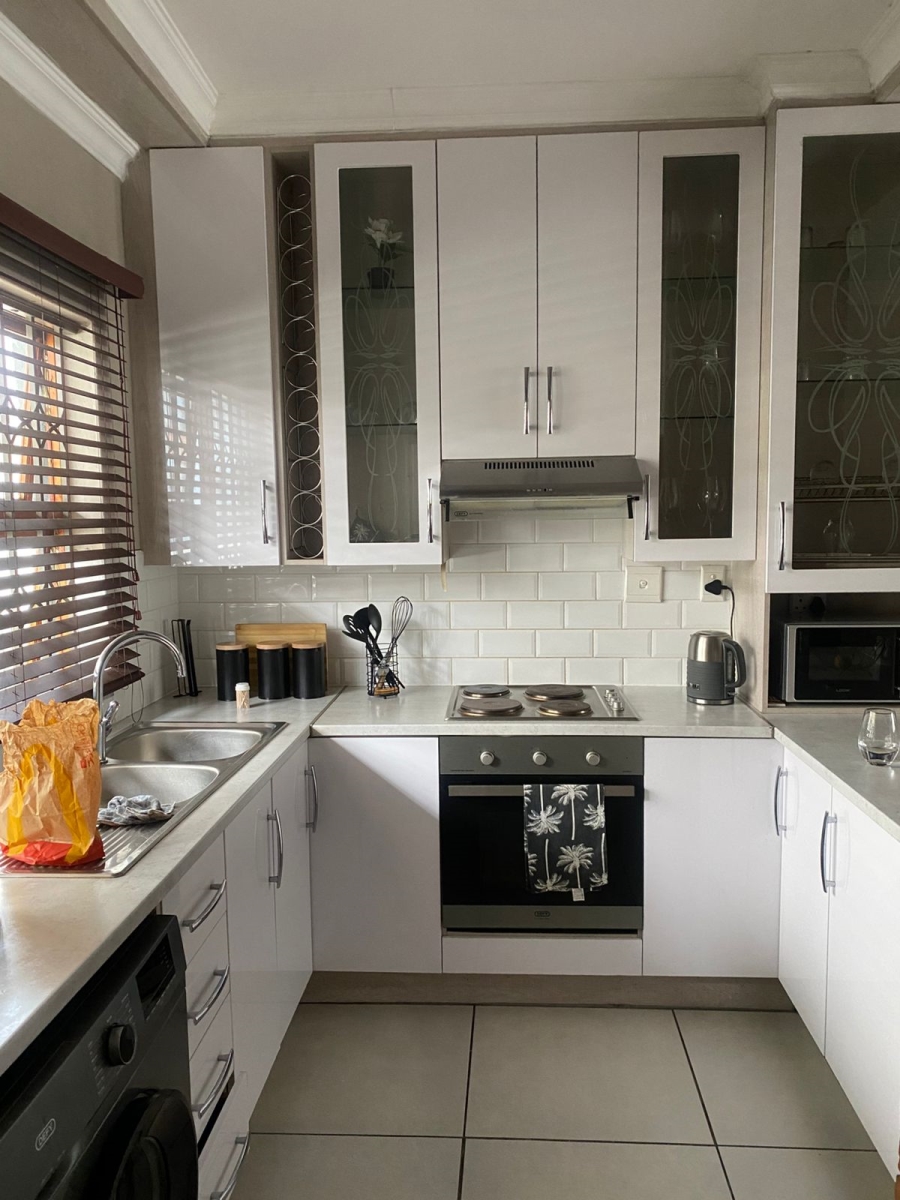 To Let 2 Bedroom Property for Rent in Carlswald Gauteng