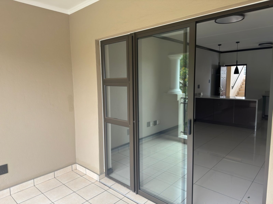 To Let 1 Bedroom Property for Rent in Blue Hills Gauteng