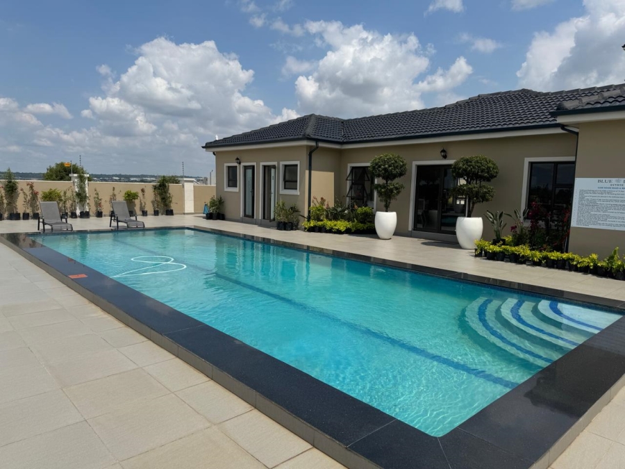 To Let 1 Bedroom Property for Rent in Blue Hills Gauteng