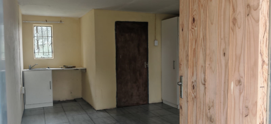 To Let 0 Bedroom Property for Rent in President Park Gauteng