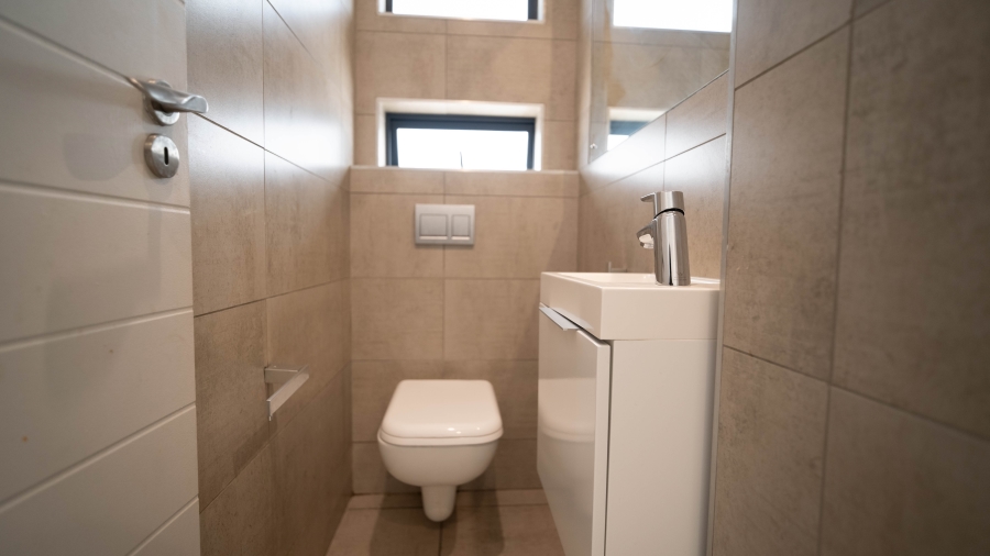 3 Bedroom Property for Sale in Hurlingham Gauteng