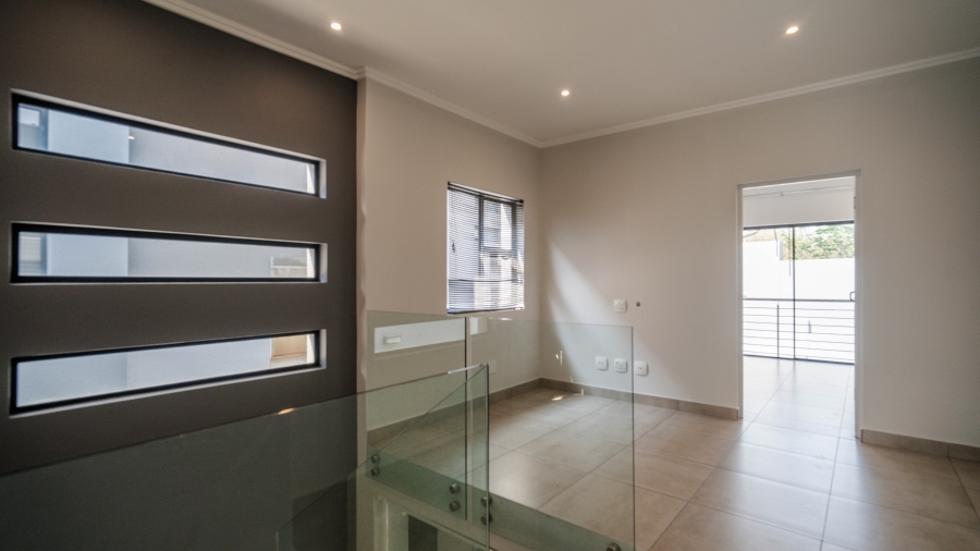 3 Bedroom Property for Sale in Hurlingham Gauteng