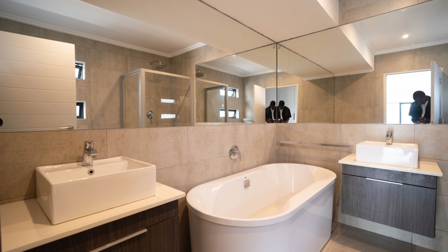 3 Bedroom Property for Sale in Hurlingham Gauteng