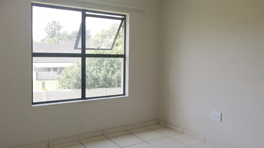 2 Bedroom Property for Sale in Lakefield Gauteng